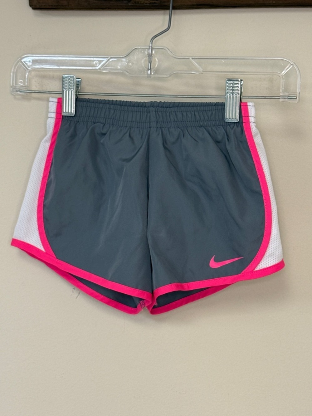 Nike: Girls Dri-Fit Gray, Pink, White Athletic Shorts, Size M (5-6Y)